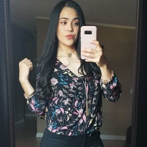 Meet your Posher, Lore